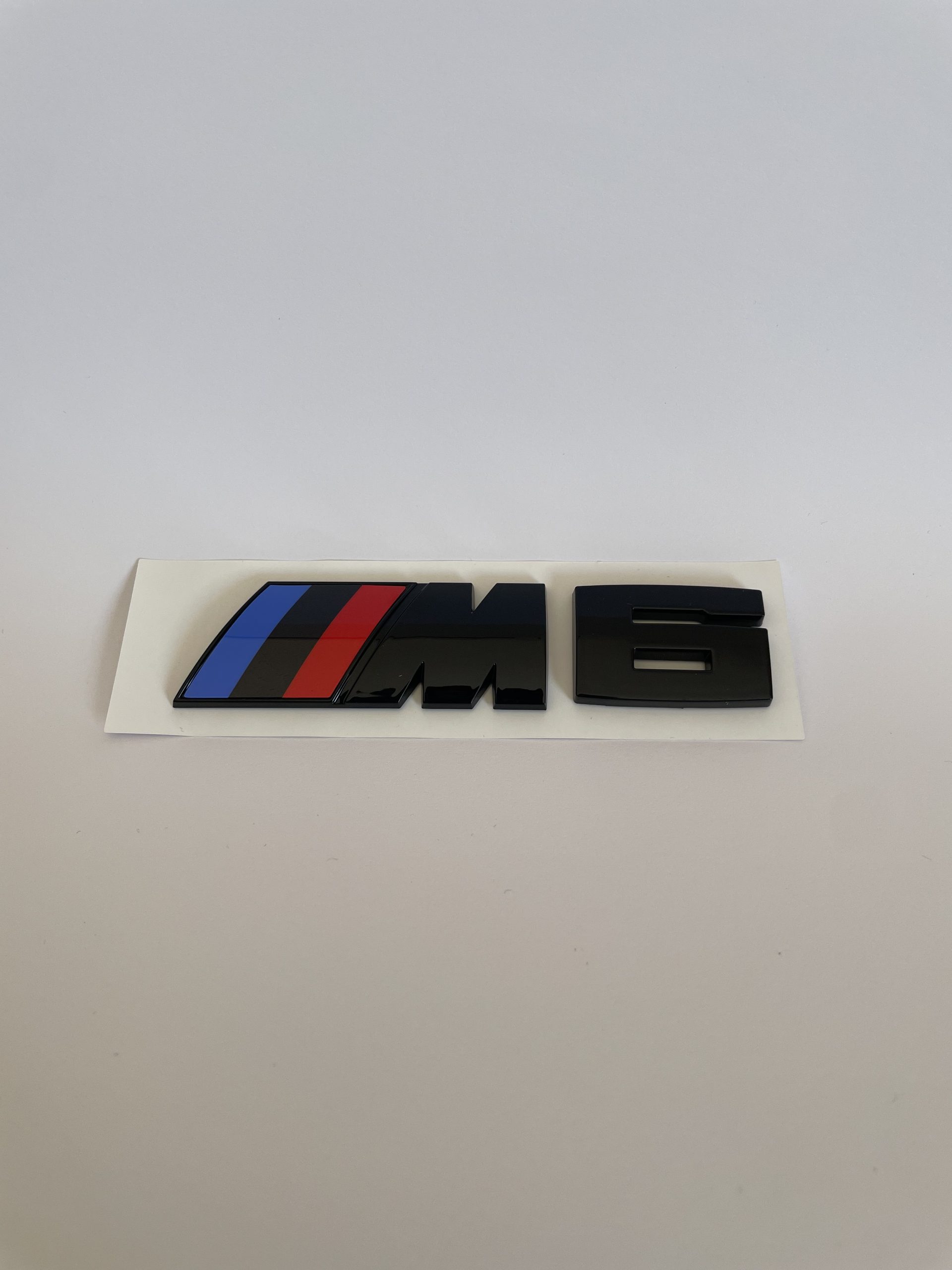 BMW M emblem (Flera modeller) - Blank svart