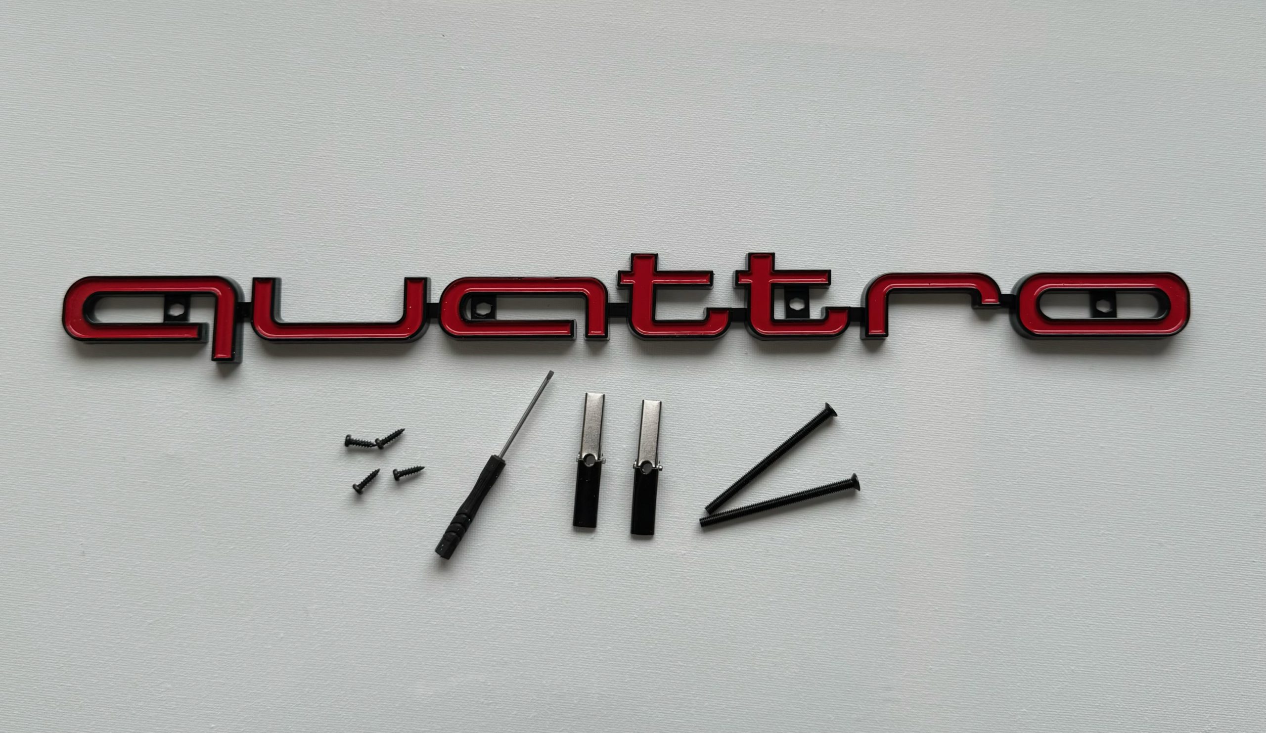 Audi Quattro emblem till galler/grill