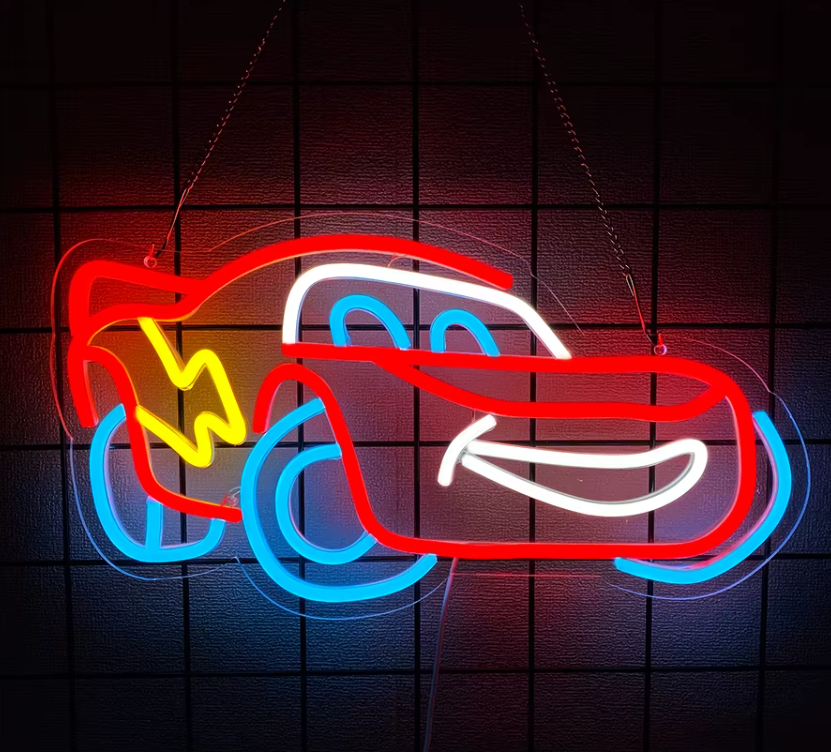 LED Neon Skylt – Blixten Mcqueen (42x24cm) till garage/hem/kontor 1 LED Neon Skylt – Blixten Mcqueen (42x24cm) till garage/hem/kontor