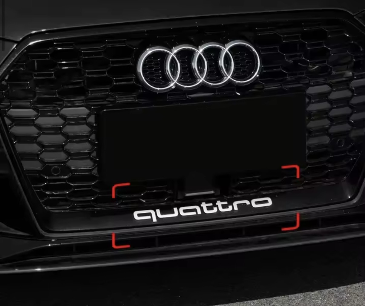 Quattro emblem till Audi - Front/backlucka/sidokjol (Svart/krom/mattsilver) 2 Quattro emblem till Audi - Front/backlucka/sidokjol (Svart/krom/mattsilver) - Bild 2